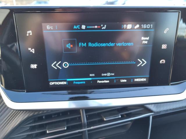 2008 1.2 PureTech 100PS Active 5-türig Klimaautomatik Navi DAB Bluetooth Touchscreen Apple CarPlay Android Auto PDC Tempomat 