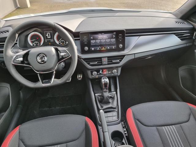 Kamiq 1.5 TSI 150PS DSG Monte Carlo LED-Scheinwerfer PanoDach Sitzheizung Frontscheibe beheizb. Klimaautomatik Radio mit Bluetooth Apple CarPlay Android Auto Keyless PDC v+h Rückf.Kamera TempoLimiter 17" LM 