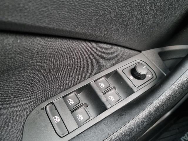 Kamiq 1.0 TSI 95PS Ambition Klimaautomatik Sitzheizung PDC v+h Rückf.Kamera Apple CarPlay Android Auto AbstandsTempomat 