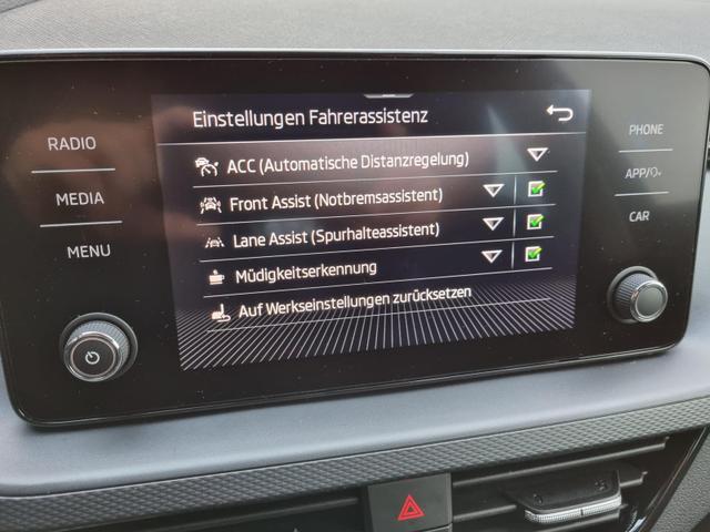 Kamiq 1.0 TSI 95PS Ambition Klimaautomatik Sitzheizung PDC v+h Rückf.Kamera Apple CarPlay Android Auto AbstandsTempomat 