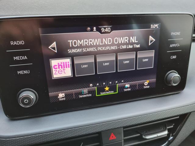 Kamiq 1.0 TSI 95PS Ambition Klimaautomatik Sitzheizung PDC v+h Rückf.Kamera Apple CarPlay Android Auto AbstandsTempomat 