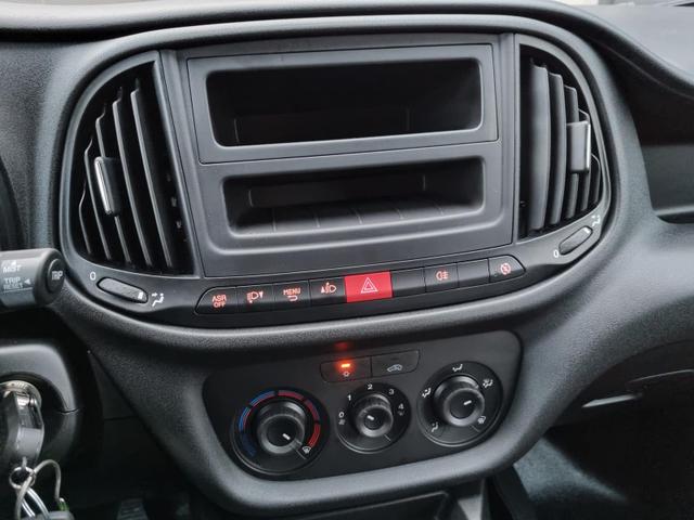 Doblo Cargo L1H1 1.6 Multijet 90PS Base 2-Sitzer Klima Hecktüren 180º Trennwand Schiebetür rechts ZV-Fernb. 2 elekt. FH. 