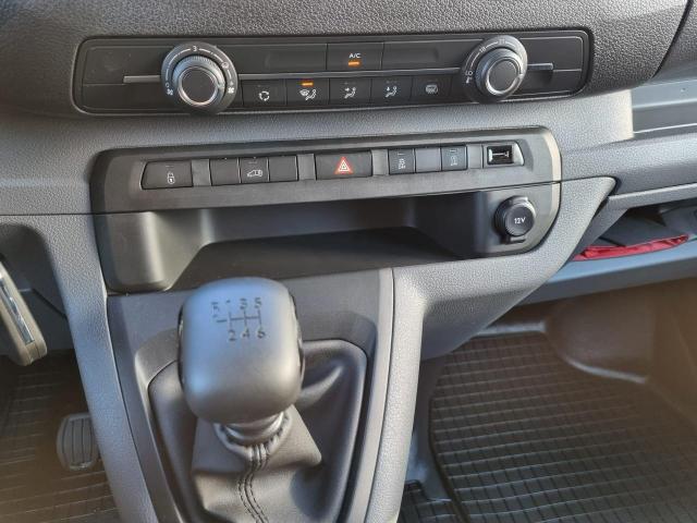 Jumpy Kastenwagen M 5,3 m³ 2.0 BlueHDI 145PS 3-Sitzer Klima Radio Bluetooth Tempomat 