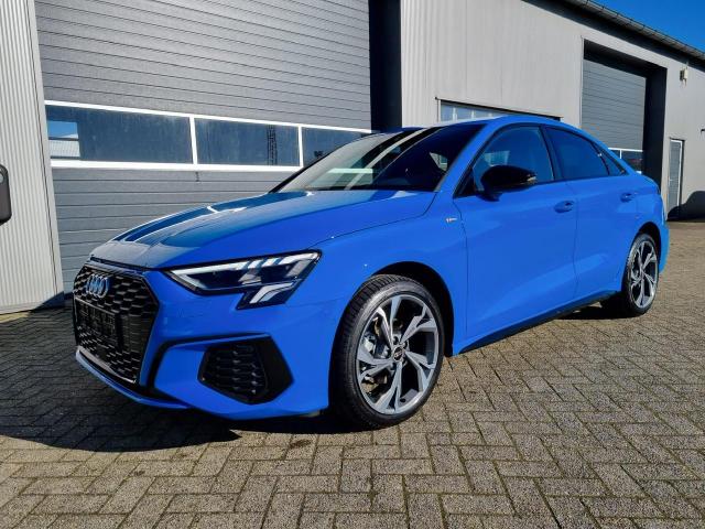 Audi A3 Limousine - Limo S-Line 30 TFSI 110PS S-Tronic LED-Scheinw. Klimaautomatik Sitzheizung Sportsitze Audi-Radio Touchscreen Apple CarPlay Android Auto PDC v+h 2x Keyless 18