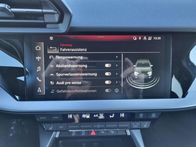 A3 Limousine Limo S-Line 30 TFSI 110PS S-Tronic LED-Scheinw. Klimaautomatik Sitzheizung Sportsitze Audi-Radio Touchscreen Apple CarPlay Android Auto PDC v+h 2x Keyless 18"LM abg.Scheiben Tempomat 