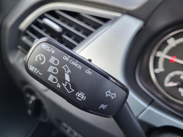 Fabia Combi 1.0 TSI 95PS Ambition Klima Radio DAB+ Bluetooth Touchscreen Apple CarPlay Android Auto PDC 15"LM 
