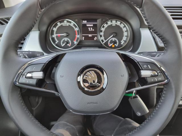 Fabia Combi 1.0 TSI 95PS Ambition Klimaautomatik Radio DAB+ Bluetooth Touchscreen Apple CarPlay Android Auto PDC 15"LM 