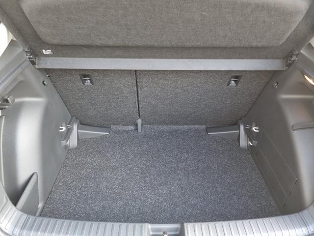 Fabia 1.0 TSI 95PS Style 5-türig Rückf.Kamera Sitzheizung Klima Parksensoren Komfortsitze+Armlehne Skoda-Radio Apple CarPlay Android Auto Bluetooth Tempomat 15-LM Chromzierleisten am Seitenfenstern 