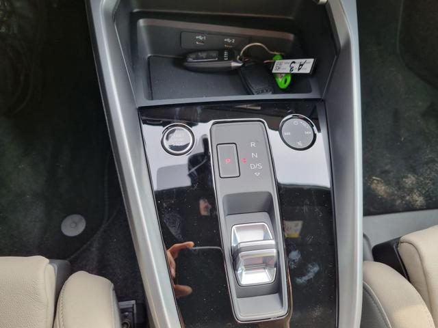 A3 Limousine Limo advanced 35 TFSI 150PS S-Tronic Voll-Leder Sitzheizung Sportsitze LED-Scheinw. Klimaautomatik Audi-Radio Touchscreen Apple CarPlay Android Auto PDC v+h Keyless 18"LM abg.Scheiben Tempomat 