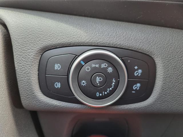 Transit Custom Doppelkabine L1 2.0 EcoBlue 170PS Automatik Sport 3,2t 5-Sitzer Sitzheizung Teilleder Klima Ford-Navi SYNC 3 DAB+ Bluetooth Touchscreen Apple Carplay Android Auto PDC v+h Rückf.Kamera Frontscheibe beheizb. 17"LM 