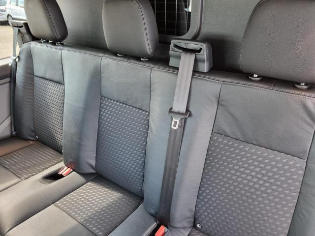 Transit Custom Doppelkabine L1 2.0 EcoBlue 170PS Automatik Sport 3,2t 5-Sitzer Sitzheizung Teilleder Klima Ford-Navi SYNC 3 DAB+ Bluetooth Touchscreen Apple Carplay Android Auto PDC v+h Rückf.Kamera Frontscheibe beheizb. 17"LM 