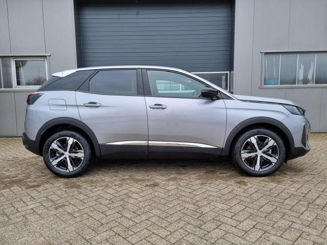 3008 1.5 BlueHDI 130PS Automatik Allure Pack Grip Control Sitzheizung Klimaautomatik Navi DAB+ Bluetooth Touchscreen Apple CarPlay Android Auto PDC v+h Rückf.Kamera abged.Scheiben 18-LM selbstlenkendes System Alarmanlage 