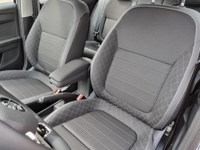 Fabia Combi 1.0 TSI 95PS Ambition Klima Armlehne PDC Radio Apple CarPlay Android Auto Touchscreen Bluetooth DAB+ 15"LM 