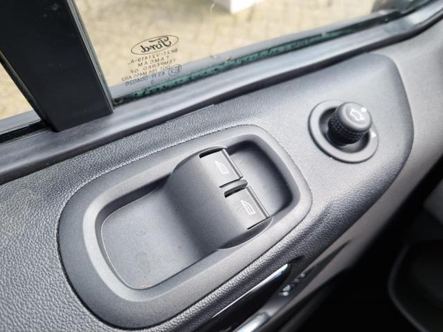Transit Custom Doppelkabine L1 2.0 EcoBlue 170PS Automatik Sport 3,2t 5-Sitzer Sitzheizung Teilleder Klima Ford-Navi SYNC 3 DAB+ Bluetooth Touchscreen Apple Carplay Android Auto PDC v+h Rückf.Kamera Frontscheibe beheizb. 17"LM 