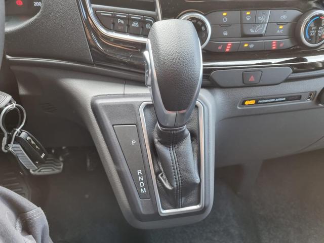 Transit Custom Doppelkabine L1 2.0 EcoBlue 170PS Automatik Sport 3,2t 5-Sitzer Sitzheizung Teilleder Klima Ford-Navi SYNC 3 DAB+ Bluetooth Touchscreen Apple Carplay Android Auto PDC v+h Rückf.Kamera Frontscheibe beheizb. 17"LM 