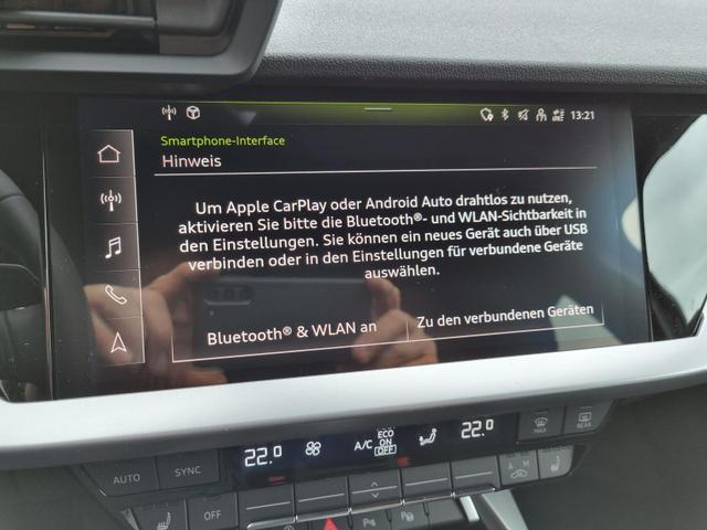 A3 Sportback S-Line 35 TFSI 150PS S-Tronic Komfortklimaautomatik LED-Scheinw.+LED-Heckleuchten (dynamisch) Smartphone-Interface Sitzheizung Glanzpaket abg.Scheiben Apple-CarPlay Android-Auto Rückf.Kamera PDC v+h Teilb.Bank Tempomat 