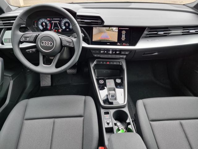 A3 Sportback S-Line 35 TFSI 150PS S-Tronic Komfortklimaautomatik LED-Scheinw.+LED-Heckleuchten (dynamisch) Smartphone-Interface Sitzheizung Glanzpaket abg.Scheiben Apple-CarPlay Android-Auto Rückf.Kamera PDC v+h Teilb.Bank Tempomat 