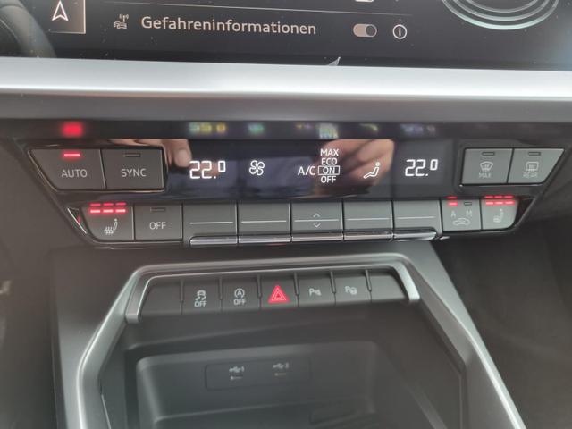 A3 Sportback S-Line 35 TFSI 150PS S-Tronic Komfortklimaautomatik LED-Scheinw.+LED-Heckleuchten (dynamisch) Smartphone-Interface Sitzheizung Glanzpaket abg.Scheiben Apple-CarPlay Android-Auto Rückf.Kamera PDC v+h Teilb.Bank Tempomat 