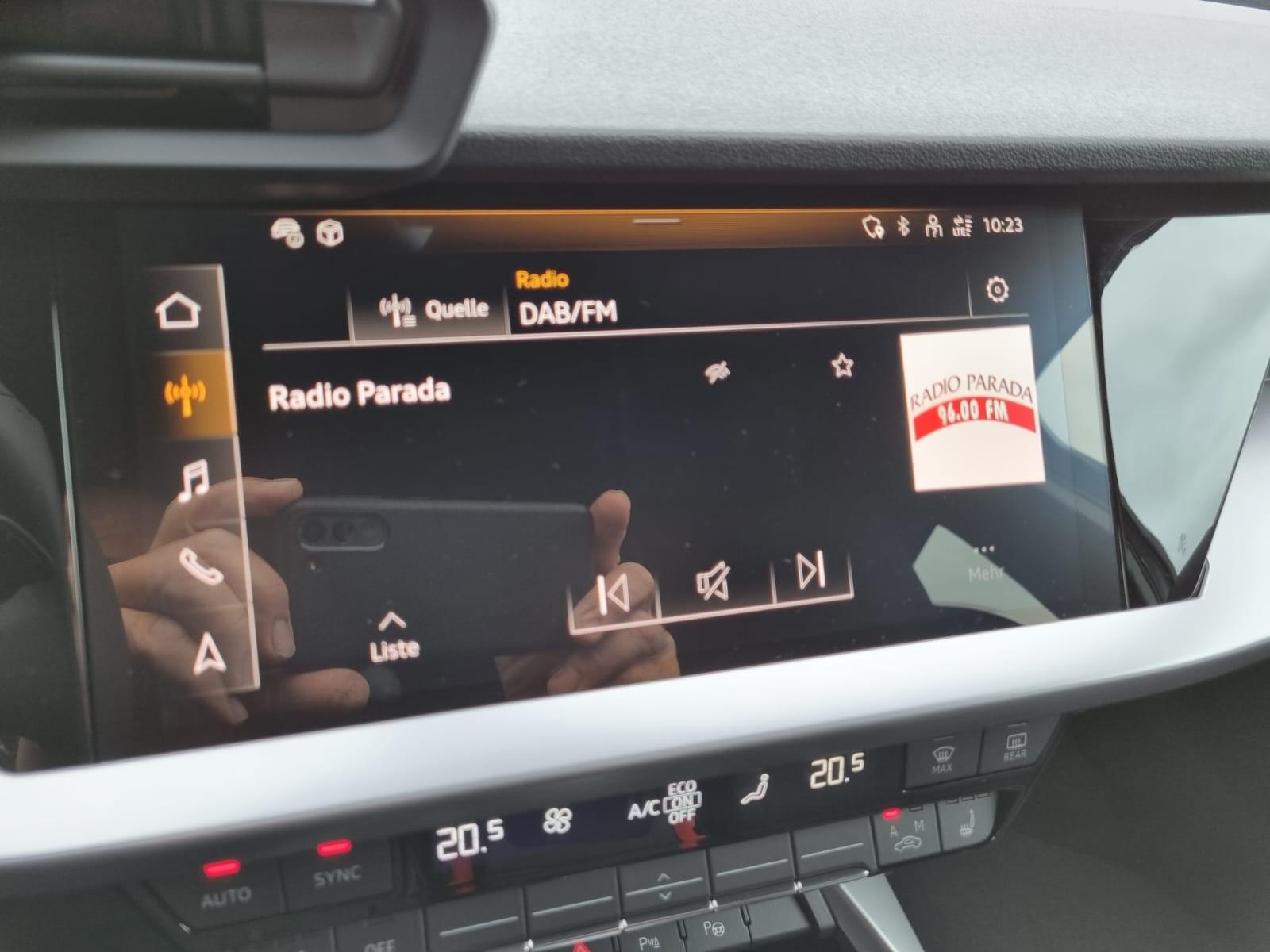 Audi A3 Sportback S-Line 35 TFSI 150PS S-Tronic Sportsitze Navi  AbstandsTempomat Komfortklimaautomatik LED-Scheinw.+LED-Heckleuchten ( dynamisch) Smartphone-Interface Sitzheizung abg.Scheiben Apple-CarPlay  Android-Auto Rückf.Kamera PDC v+h 2xKeyless EU