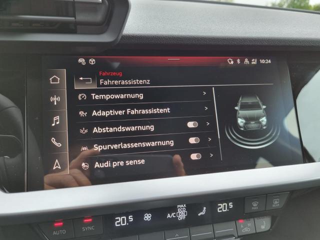 A3 Sportback S-Line 35 TFSI 150PS S-Tronic Sportsitze Navi AbstandsTempomat Komfortklimaautomatik LED-Scheinw.+LED-Heckleuchten (dynamisch) Smartphone-Interface Sitzheizung abg.Scheiben Apple-CarPlay Android-Auto Rückf.Kamera PDC v+h 2xKeyless 