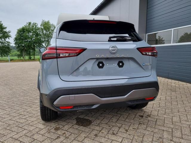 Qashqai 1.5 VC-T e-Power 190PS Tekna LED-Scheinw. Teilleder Klimaautomatik PanoGlasdach Navi Bose Head-Up Display DAB Bluetooth Touchscreen Apple CarPlay Android Auto elektr. Heckklappe PDC v+h 4x Kamera 19-LM 