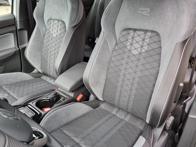 Golf 1.5 TSI OPF 150PS R-Line Virtual Cockpit Rückf.Kamera Air-Care-Climatronic Sitzheizung Lenkradheizung Abg.Scheiben AbstandsTempomat Radio "Ready 2 Discover" Apple Car Play Android Auto Ladefunktion Handy PDC v+h 
