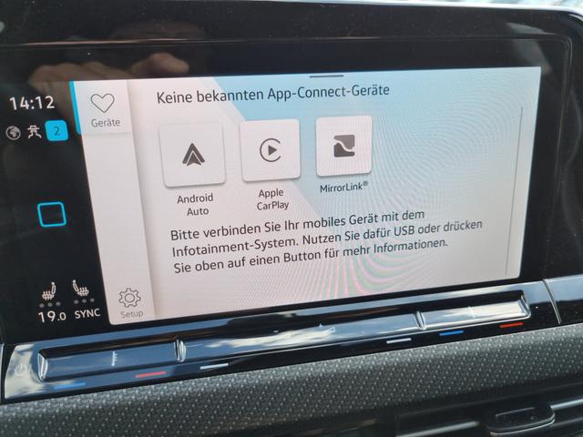 Golf 1.5 TSI OPF 150PS R-Line Virtual Cockpit Rückf.Kamera Air-Care-Climatronic Sitzheizung Lenkradheizung Abg.Scheiben AbstandsTempomat Radio "Ready 2 Discover" Apple Car Play Android Auto Ladefunktion Handy PDC v+h 