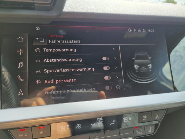 A3 Sportback S-Line 35 TFSI 150PS S-Tronic Interieur elektr.Schiebedach Sitzheizung Sportsitze LED-Scheinw. Klimaautomatik MMI-Radio Touchscreen Apple CarPlay Android Auto PDC v+h Keyless 18"LM abg.Scheiben Tempomat 