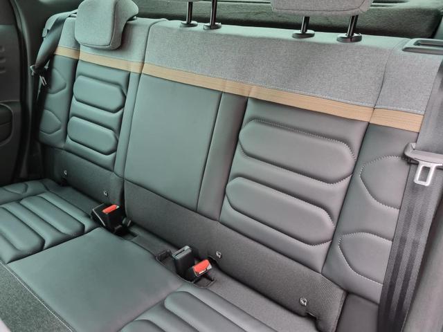 Citroën C3 Aircross 1.2 130PS Automatik MAX Shine Teil-Leder Head-up Sitzheizung RückfKamera 2xKeyless Klimaautomatik Navi Apple CarPlay Android Auto Touchscreen Bluetooth abged.Scheiben 17-LM 