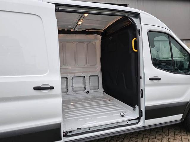 Ford Transit L3H2 2.0 TDCi 130PS Trend 3,5t 3-Sitzer AHK Klima Navi Bluetooth DAB Frontscheibe beheizb. PDC v+h Rückf.Kamera Tempomat 