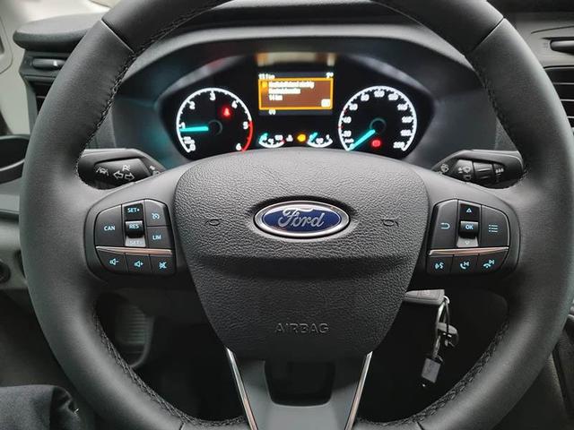 Ford Transit L3H2 2.0 TDCi 130PS Trend 3,5t 3-Sitzer AHK Klima Navi Bluetooth DAB Frontscheibe beheizb. PDC v+h Rückf.Kamera Tempomat 