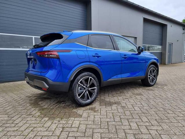 Nissan Qashqai - 1.3 DIG-T MHEV 140PS Tekna PanoGlasdach Klimaautomatik Navi Head-Up-Display Bluetooth Touchscreen Apple CarPlay Android Auto elektr. Heckklappe PDC v+h 4x Kamera 19-LM Vorlauffahrzeuge