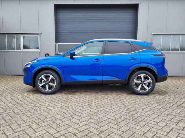 Nissan Qashqai - 1.3 DIG-T MHEV 140PS N-Connecta PanoGlasdach Klimaautomatik Navi Bluetooth Touchscreen Apple CarPlay Android Auto PDC v+h 4x Kamera 18-LM Vorlauffahrzeuge