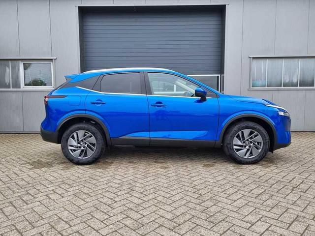 Nissan Qashqai - 1.3 DIG-T MHEV 140PS Acenta PanoGlasdach Klimaautomatik Radio Bluetooth Touchscreen Apple CarPlay Android Auto PDC Rückf.Kamera ACC 2xKeyless 17-LM Vorlauffahrzeuge