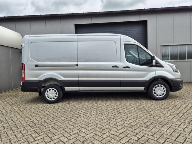 Ford Transit - L3H2 2.0 TDCi 130PS Trend 3,5t 3-Sitzer AHK Klima Navi Bluetooth DAB Frontscheibe beheizb. PDC v+h Rückf.Kamera Tempomat