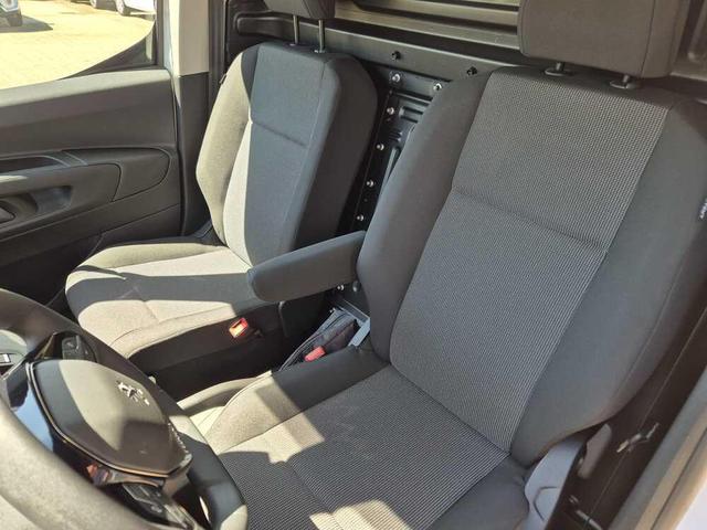 Peugeot Partner 1.5 BlueHDI 130PS Automatik 2-Sitzer Apple CarPlay Android Auto AHK Klima Bluetooth DAB PDC v+h Rückf.Kamera Tempomat Ganzj.Reifen 