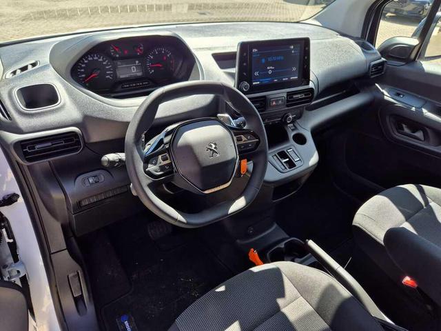 Peugeot Partner 1.5 BlueHDI 130PS Automatik 2-Sitzer Apple CarPlay Android Auto AHK Klima Bluetooth DAB PDC v+h Rückf.Kamera Tempomat Ganzj.Reifen 