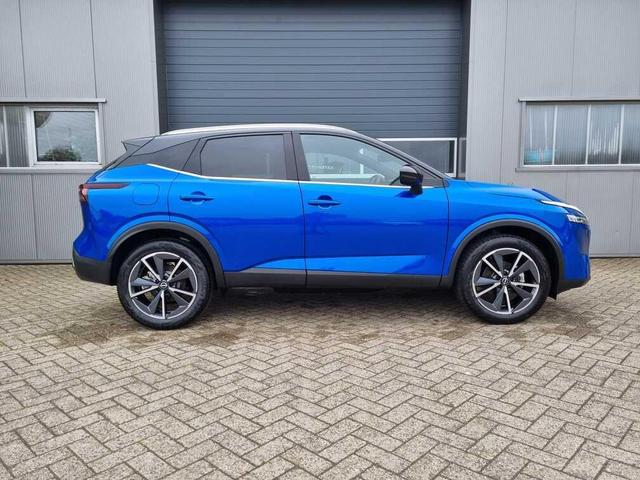 Nissan Qashqai - 1.3 DIG-T MHEV 140PS Tekna PanoGlasdach Klimaautomatik Navi Head-Up-Display Bluetooth Touchscreen Apple CarPlay Android Auto elektr. Heckklappe PDC v+h 4x Kamera 19-LM Vorlauffahrzeuge