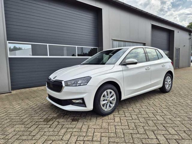 Skoda Fabia - 1.0 TSI 115PS DSG Selection 5-türig Sitzheizung Rückf.Kamera Anschlussgarantie PDC Multifunktionslenkrad Klima Skoda-Radio Bluetooth Touchscreen Apple CarPlay Android Auto Tempomat Nebelsch. 15-LM Vorlauffahrzeuge