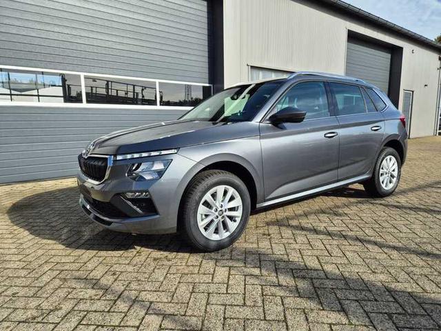 Skoda Kamiq - 1.0 TSI 115PS DSG Selection Klimaautomatik Rückf.Kamera PDC v+h Multifunktionslenkrad Skoda-Radio Bluetooth Touchscreen Apple CarPlay Android Auto Tempomat Nebelsch. 2xKeyless 16-LM Vorlauffahrzeuge