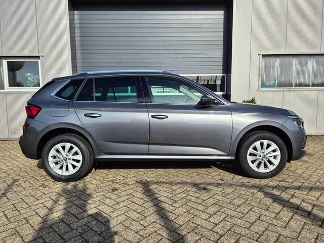 Skoda Kamiq - 1.0 TSI 115PS DSG Selection Klimaautomatik Rückf.Kamera PDC v+h Multifunktionslenkrad Skoda-Radio Bluetooth Touchscreen Apple CarPlay Android Auto Tempomat Nebelsch. 2xKeyless 16-LM Vorlauffahrzeuge