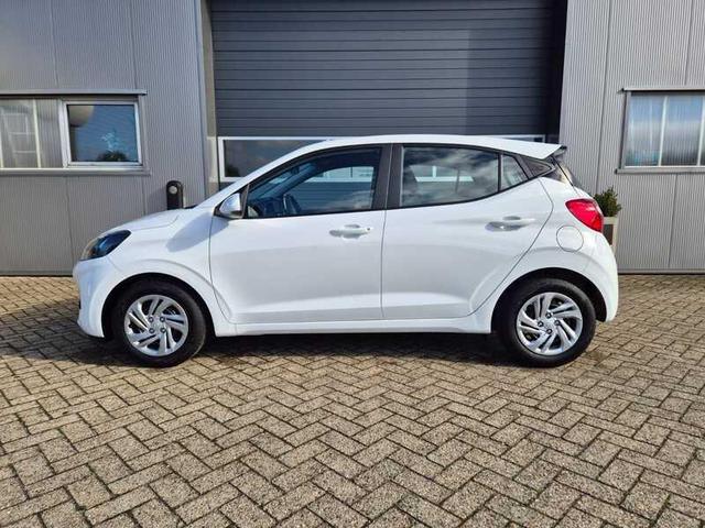 Hyundai i10 - 1.0 63PS Select 5-türig Klima Navi 8"-Touchscreen DAB+ Apple CarPlay Android Auto PDC Rückf.Kamera Nebelscheinw. Tempomat Vorlauffahrzeuge