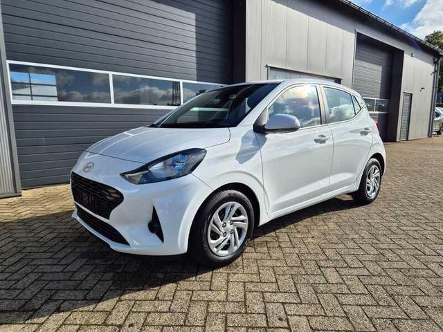 Hyundai i10 - 1.0 63PS Select 5-türig Klima Navi 8"-Touchscreen DAB+ Apple CarPlay Android Auto PDC Rückf.Kamera Nebelscheinw. Tempomat Vorlauffahrzeuge