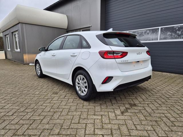 Kia Ceed 1.5 T-GDi 140PS Automatik Vision Alarmanlage Sitzheizung Lenkradheizung Navi Klima PDC Rückf.Kamera Bluetooth Touchscreen Apple CarPlay Android Auto Tempomat 