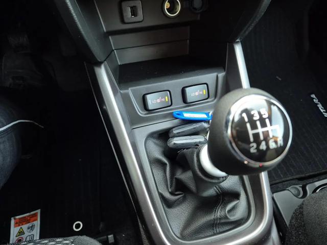 Suzuki Vitara Comfort 129PS MHEV 1.4 Boosterjet Navi Klimaautomatik Sitzheizung ACC PDC Rückf.Kamera Suzuki-Radio Apple CarPlay Android Auto Touchscreen 2xKeyless 17-LM 