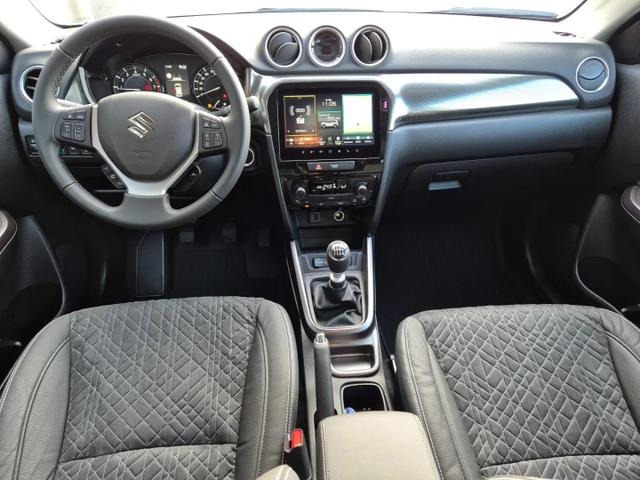 Suzuki Vitara 1.4 Boosterjet 129PS Hybrid Comfort+ Teilleder mit Alcantara Navi Klimaautomatik Sitzheizung ACC PDC v+h Rückf.Kamera Suzuki-Radio Apple CarPlay Android Auto Touchscreen 2xKeyless 17-LM 