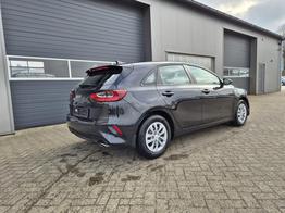 Kia Ceed Vision 1.5 T-GDi 140PS Automatik Klimaautomatik Alarmanlage Sitzheizung Lenkradheizung Navi PDC Rückf.Kamera Bluetooth Touchscreen Apple CarPlay Android Auto Tempomat 