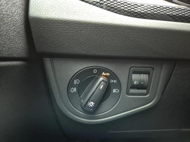 Volkswagen Polo Life 1.0 TSI 95PS Rückf.Kamera Sitzheizung Digital Cockpit Klima PDC abgd.Scheiben Bluetooth Apple Car Play Android Auto 15-LM 