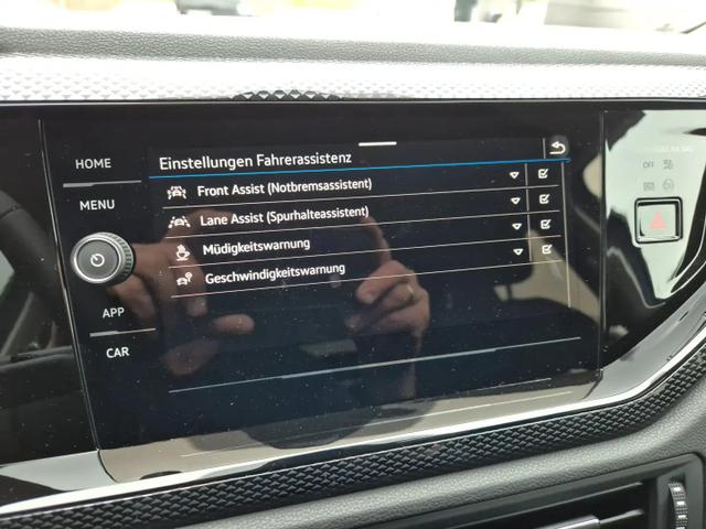 Volkswagen Polo Life 1.0 TSI 95PS Rückf.Kamera Sitzheizung Digital Cockpit Klima PDC abgd.Scheiben Bluetooth Apple Car Play Android Auto 15-LM 