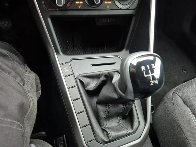 Volkswagen Polo Life 1.0 TSI 95PS Rückf.Kamera Sitzheizung Digital Cockpit Klima PDC abgd.Scheiben Bluetooth Apple Car Play Android Auto 15-LM 